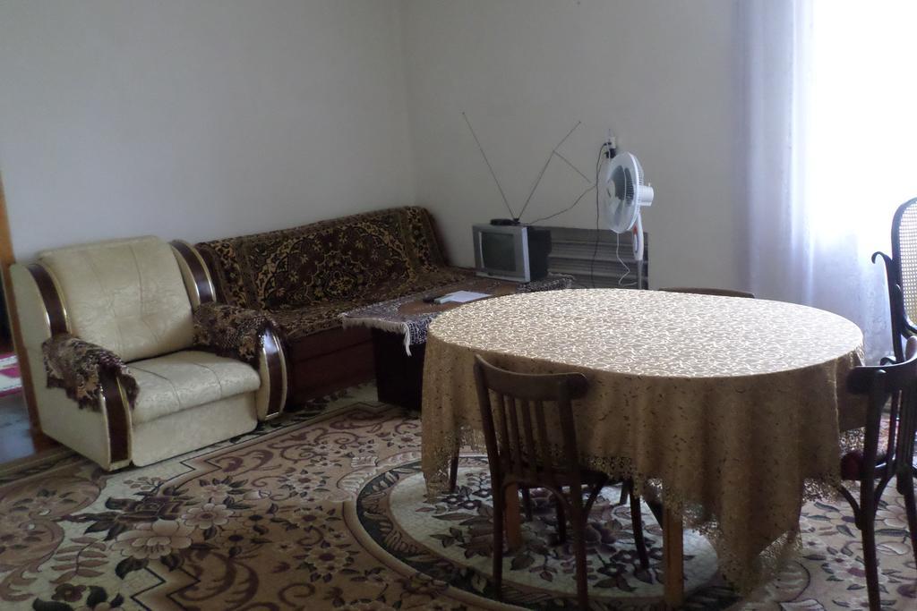 Spandaryan House Yeghegnadzor Luaran gambar